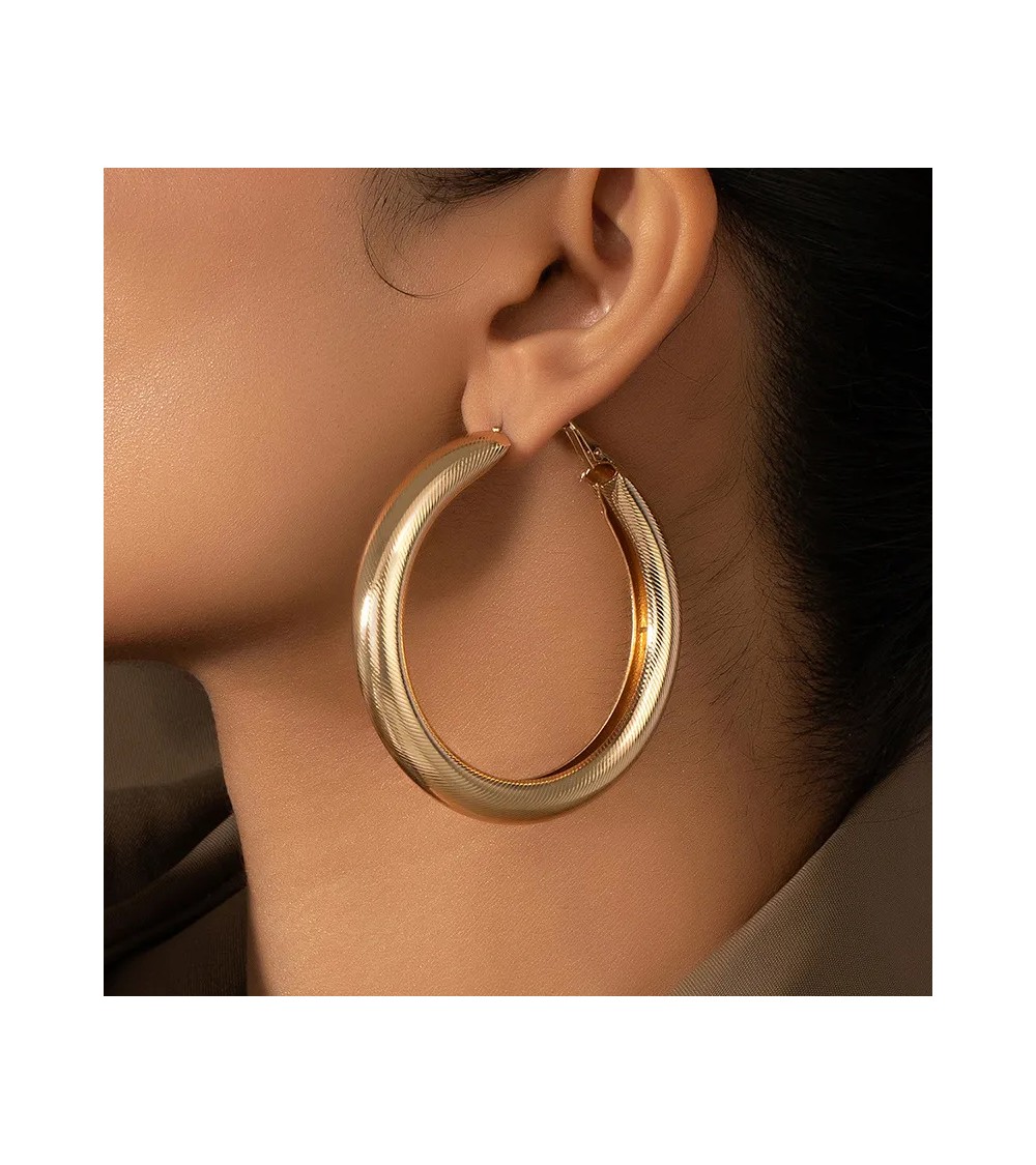 Boucle d'oreille créole dorée